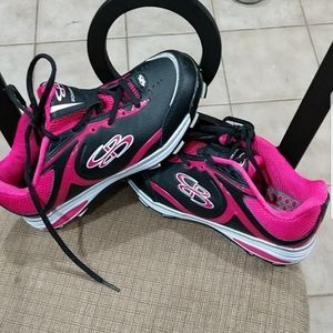NWOT ladies Boombah cleats. Never used like brand